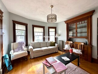 117 Hillsdale Rd Unit 1, Somerville, MA 02144