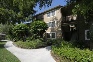 9733 NW 7th Cir, Plantation, FL 33324