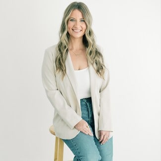 Corrine Bloyer