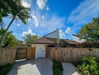7749 SW 100th St, Miami, FL 33156