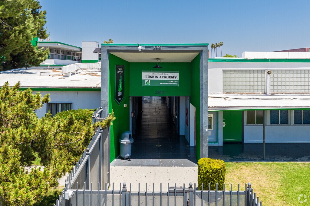 Alliance Renee & Meyer Luskin Academy High School, Rankings & Reviews