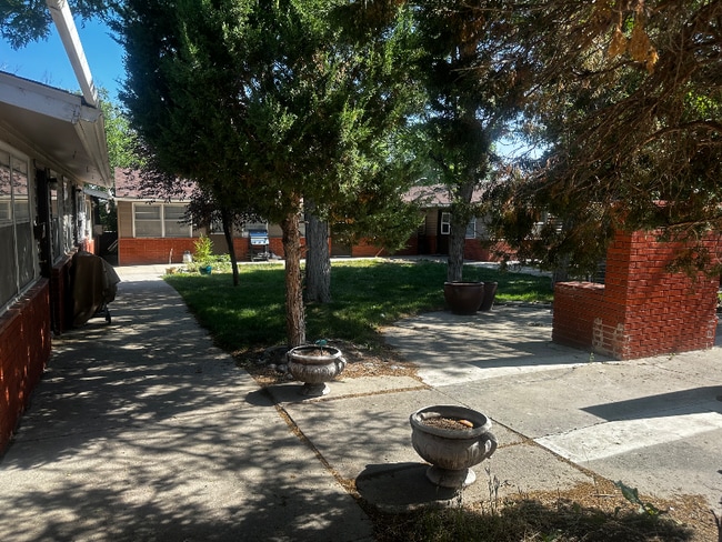 324 S Mckinley St unit McKinley Garden 1 Be, Casper, WY 82601 - photo 2