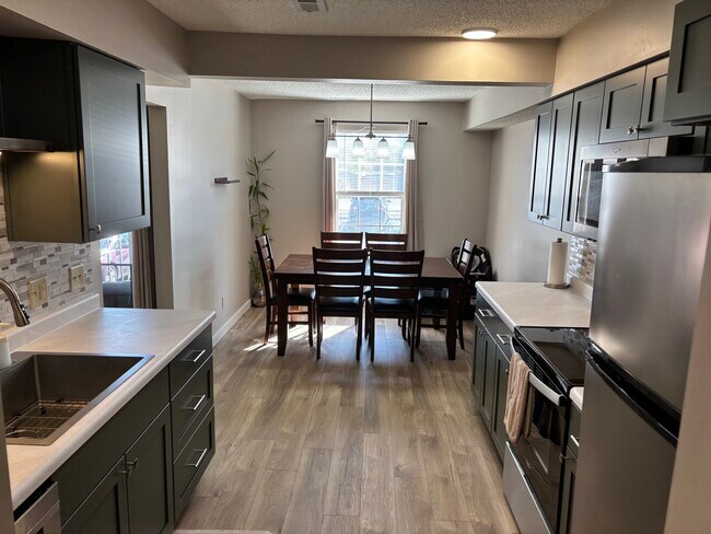 2360 Wapakoneta Ave unit 106, Sidney, OH 45365 - photo 5