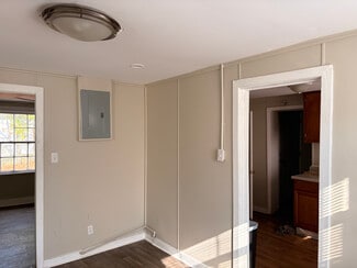 1256 Bailey Ave, Macon, GA 31204