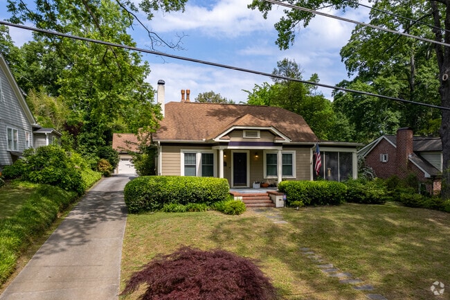 Homes in Marietta range from bungalow-style to newer farmhouse-style homes.