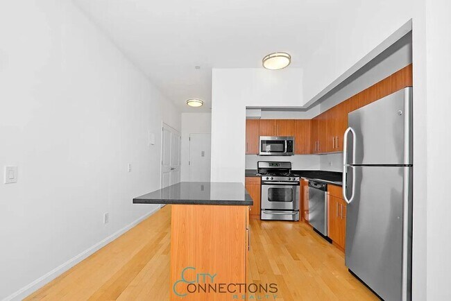 The Downtown Club unit 17L, New York, NY 10004 - photo 4