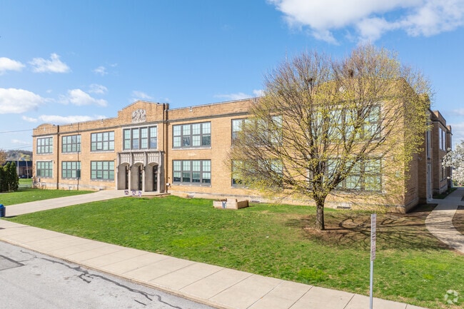 The Davis school serves 516 students.