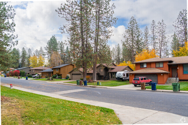 Homes in the Seven Mile neighborhood  span a wide array of prices.