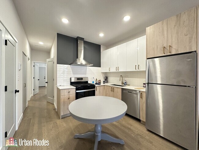 841 N Mozart St unit 1, Chicago, IL 60622 - photo 3