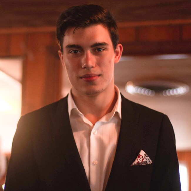 Agent Photo