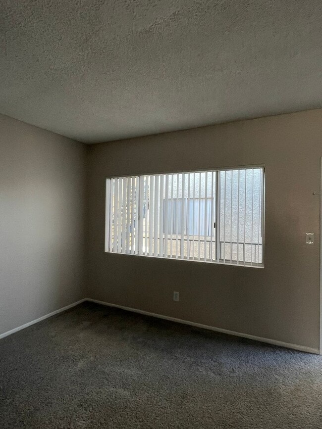 DOTY (Ocean Breeze), Hawthorne, CA 90250 - photo 6