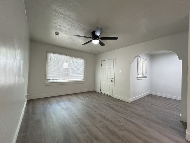 614 E 600 S unit 4, Salt Lake City, UT 84102 - photo 2