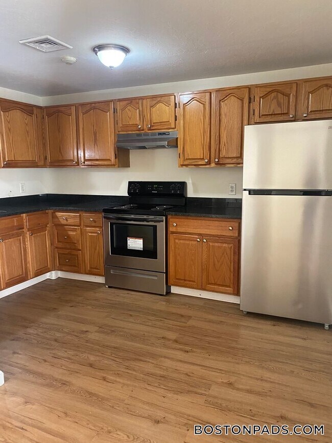 4000 N Main St Unit 1, Fall River, MA 02720