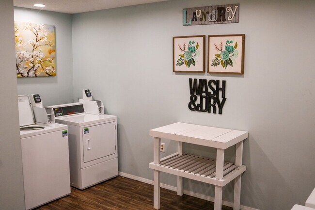 Country Meadows Apartments, Searcy, AR 72143 - photo 7