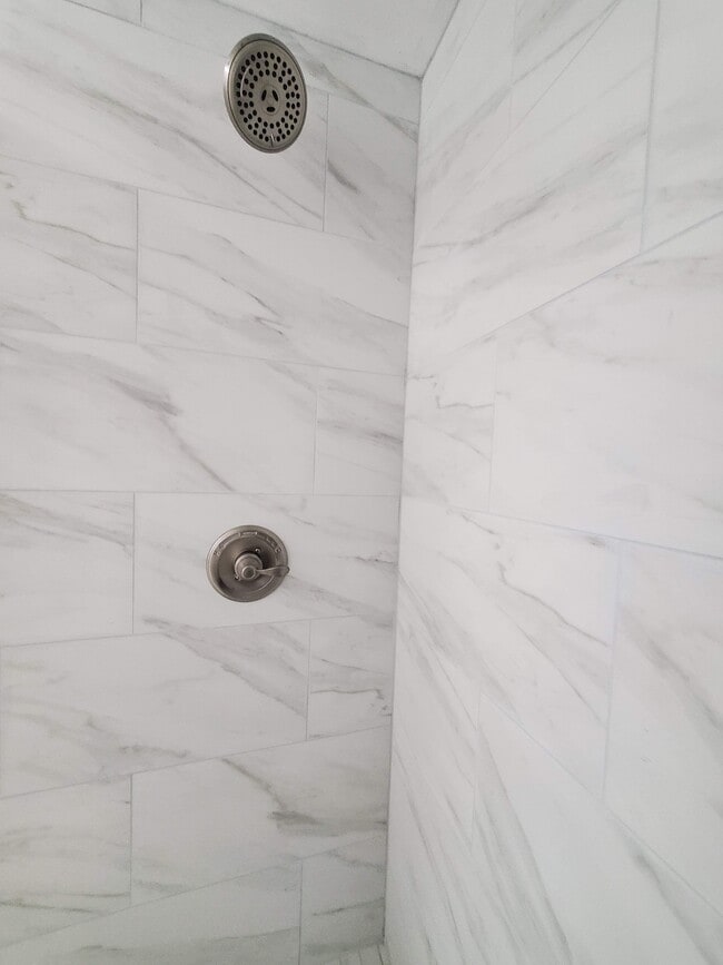 191 S Main St unit C, Leicester, MA 01524 - photo 4