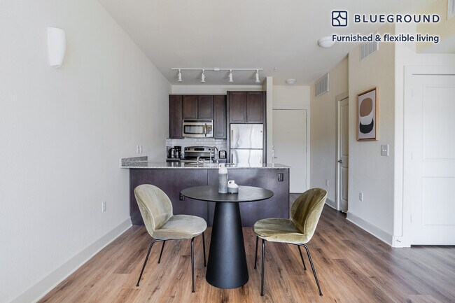 3100 Esperanza Crossing unit FL4-ID301, Austin, TX 78758 - photo 4