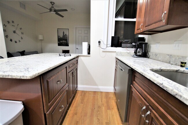 1029 Tremont St unit 3, Roxbury Crossing, MA 02120 - photo 5