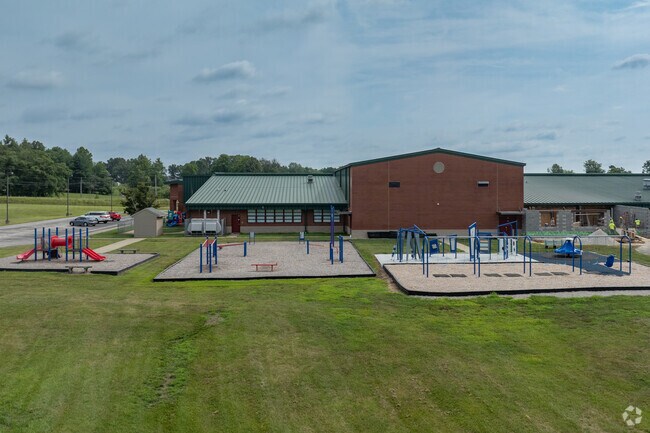 Whitesville Elementary School scored an A for teachers on niche.com.