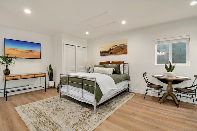 1304 E 4th St, Loveland, CO 80537 - photo 2