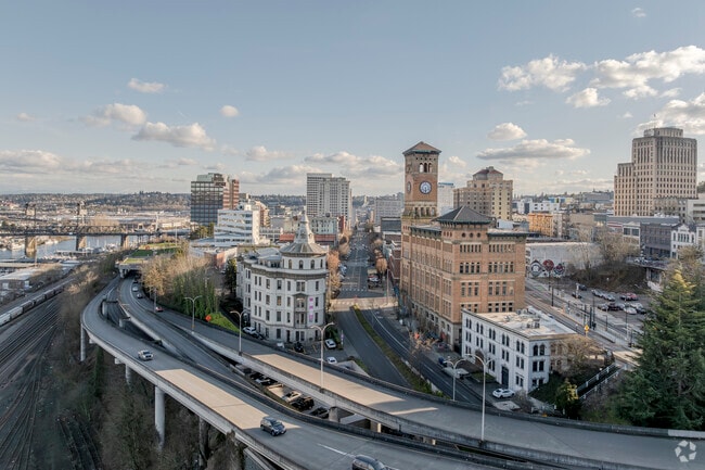 Downtown Tacoma is only 6-10 minutes from Midland WA.