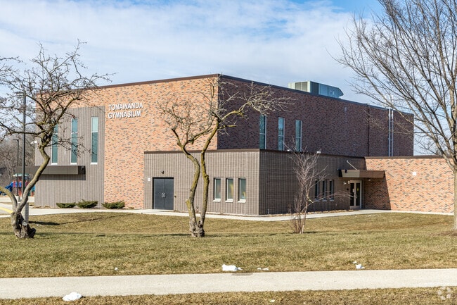 Younger Elm Grove residents can attend Tonawanda Elementary School.