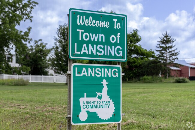 South Lansing is a small town about fifteen minutes away from downtown Ithica.