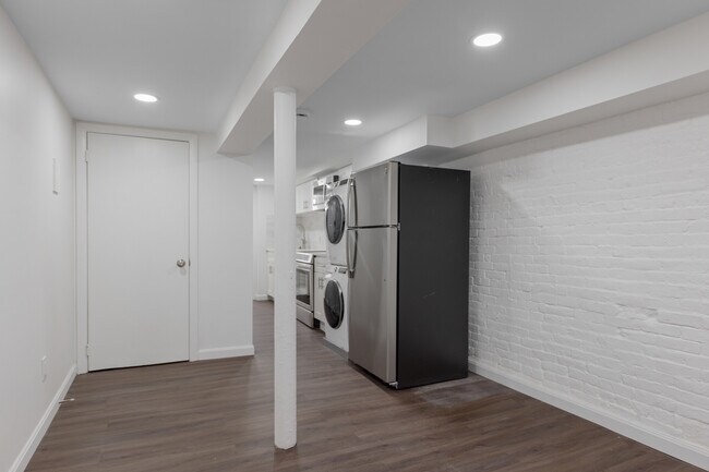 94 Saint Botolph St unit 8, Boston, MA 02116 - photo 5