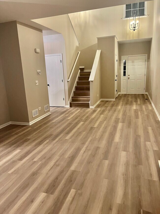 17537 S Gilbert Dr, Lockport, IL 60441 - photo 6