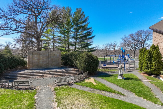 Tuition is $16,450 for the highest grade offered at Sunny Hollow Montessori.