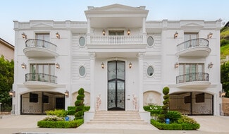 1455 Robmar Dr, Beverly Hills, CA 90210