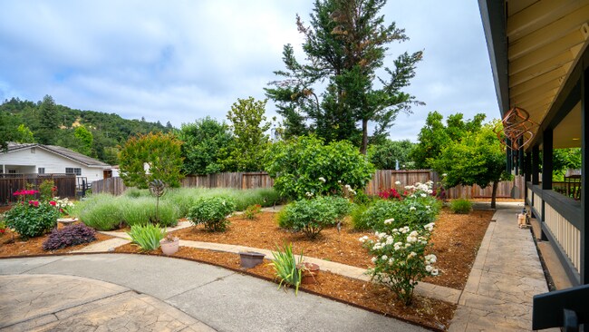 111 Kerry Ln, Cloverdale, CA 95425 - photo 4