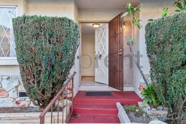 452 Cirrus Ave, Sunnyvale, CA 94087 - photo 3