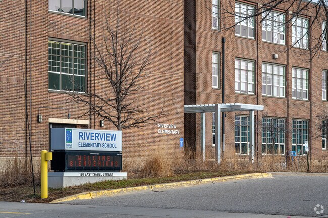 Riverview Elementary School. is located in Saint Paul, Minnesota.
