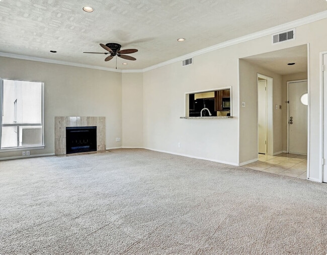 Legend Point Condominiums, Kemah, TX 77565 - photo 6