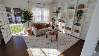 920 N Hayworth Ave Unit 920 (right hand side), West Hollywood, CA 90046