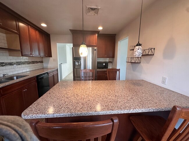 337 E 2nd St, Lansdale, PA 19446 - photo 3