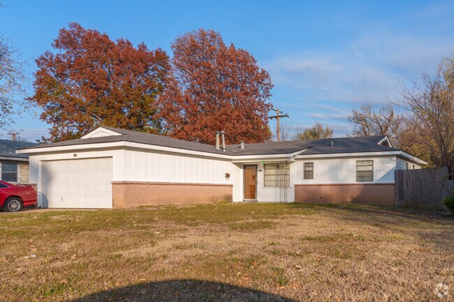 There are many homes in North Ridge that are available in shotgun style.