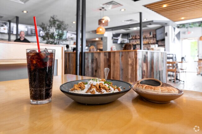 Meddy's offers excellent Mediterranean food just around the corner from Hilltop.