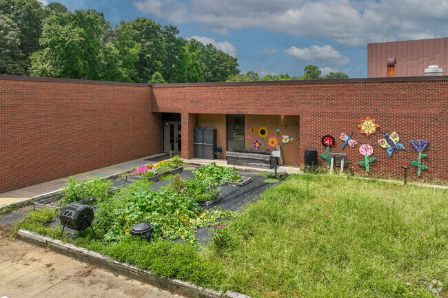 Evergreen Elementary School students can test out their green thumb at the school's garden.