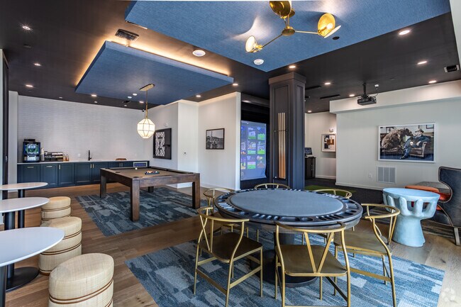 The Crest at South Point: Clubhouse Game Room