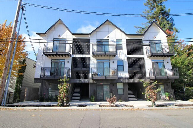 8417 SW 24th Ave unit 210, Portland, OR 97219 - photo 4