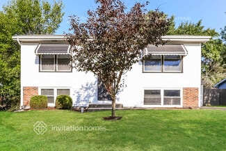 113 Davis Ct, Bolingbrook, IL 60440