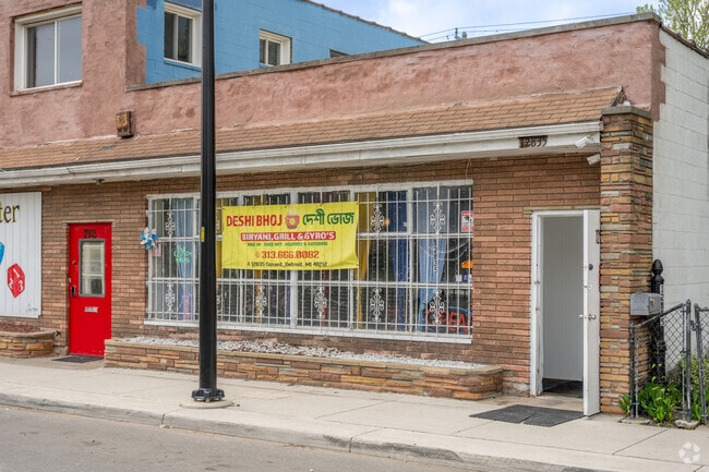Deshi Bhoj in Campau-Banglatown offers biryani and papadum with a refreshing mango lassi.