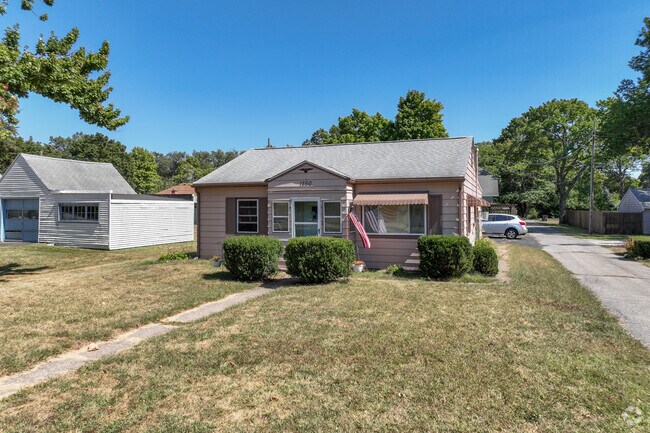 Small bungalows can be found all around Northside.