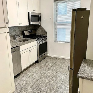 45-14 43rd St Unit 1D, Queens, NY 11104