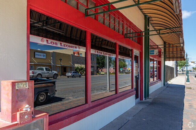 Los Leones Mexican Restaurant is family owned an operated in La Feria, Texas.