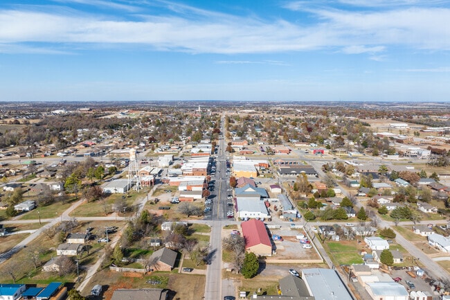 The clean streets of Blanchard make this a great place to live.