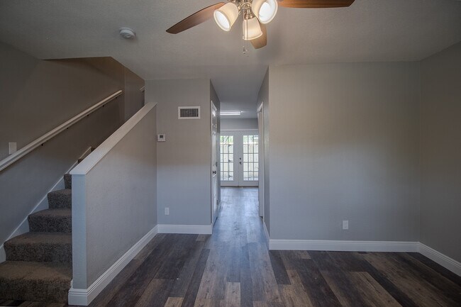 339 Park Row Ave 1-4 unit 4, Long Beach, MS 39560 - photo 2