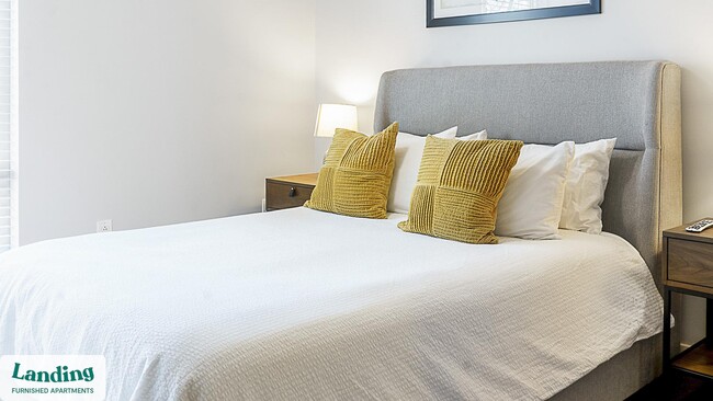 335 W 9th St unit 224, Indianapolis, IN 46202 - photo 4