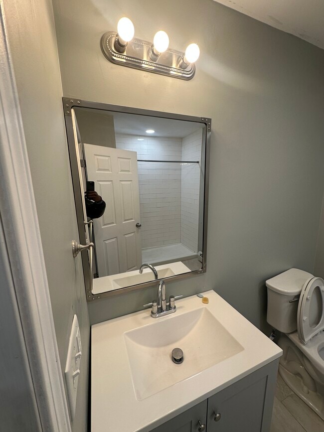 406 Cahill St unit 1, Providence, RI 02905 - photo 4